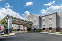 Comfort Inn & Suites Butler Hotels in Butler County