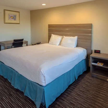 Rodeway Inn Near University-Gateway to Yosemite