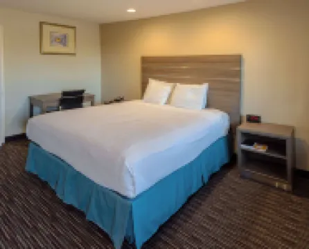 Rodeway Inn Near University-Gateway to Yosemite