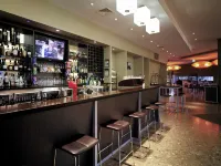 Ibis Melbourne Glen Waverley - parking