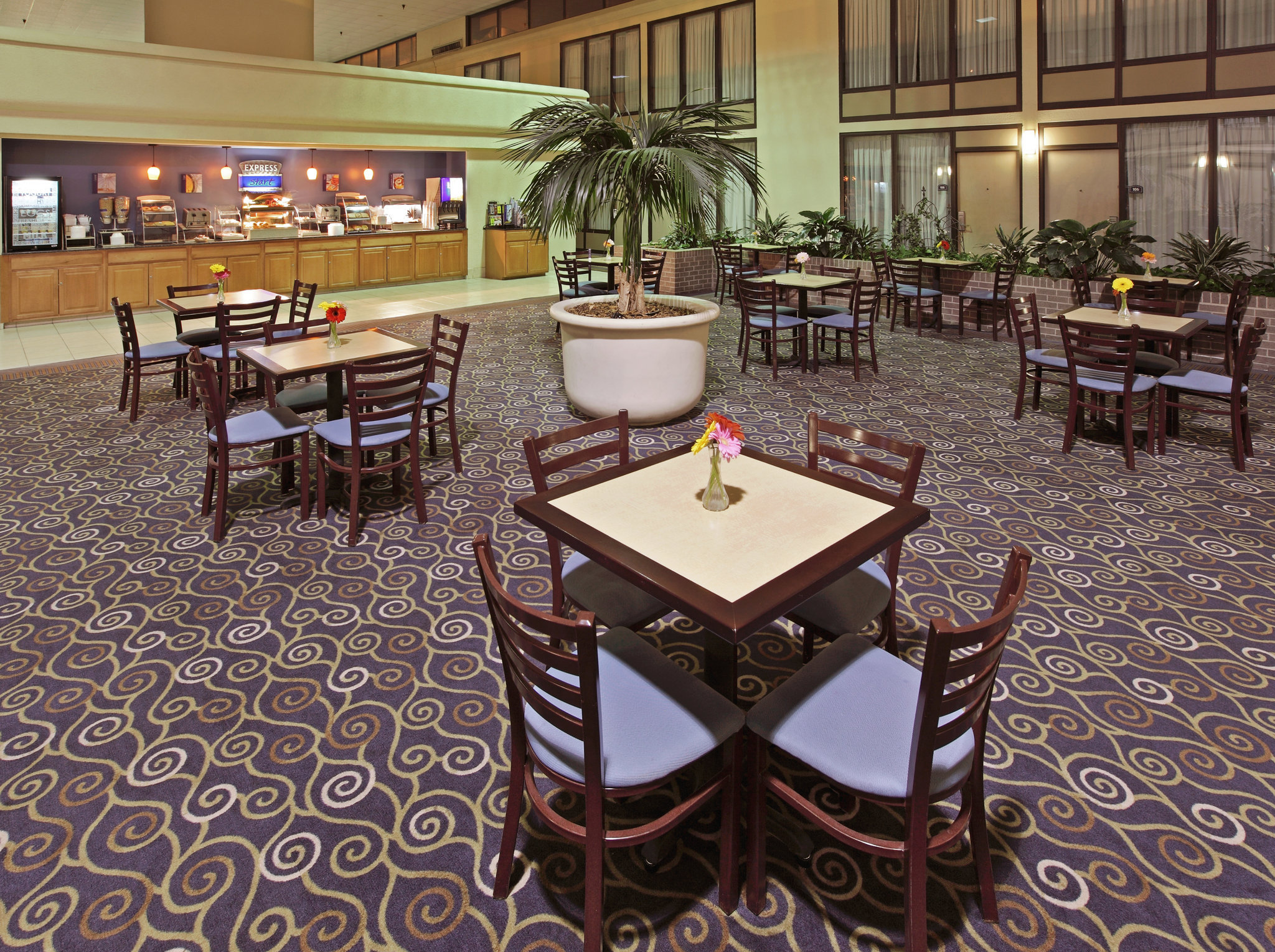 Holiday Inn Express Little Rock-Airport, an Ihg Hotel