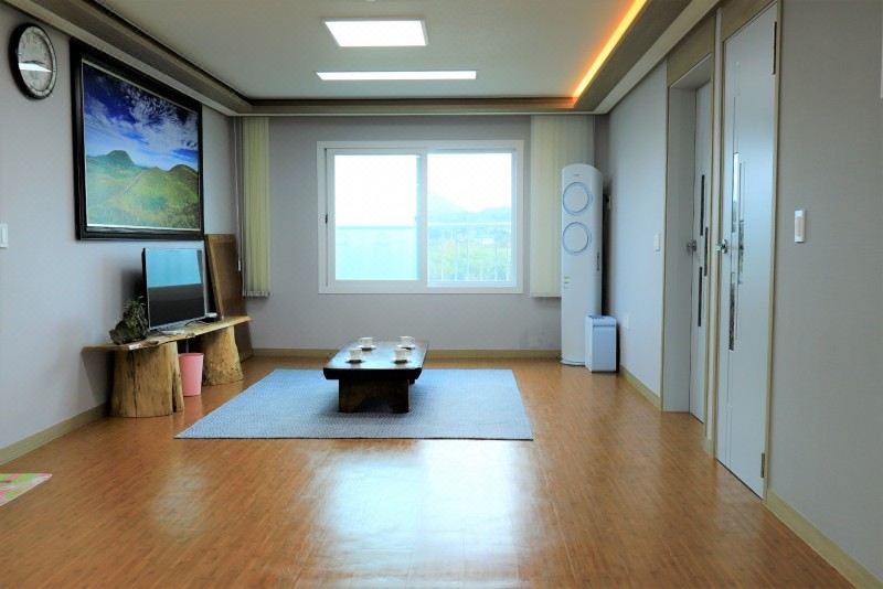 2. 우진샘펜션..