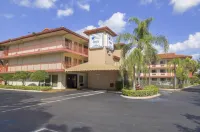 Inn of America Hotels in Palm Beach Gardens