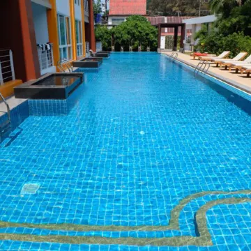 Phuket Seaview Resotel Отели рядом с достопримечательностью «Мыс Промхтеп»