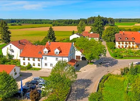 Gästehaus Neubauer Отели в г. Эрезинг