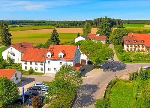 Gästehaus Neubauer Hotels in Mering