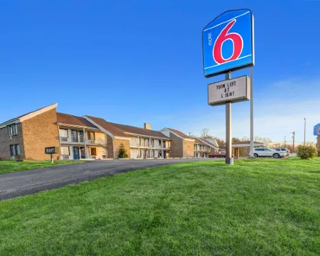 Motel 6 Hillsville, VA Hotels in Woodlawn