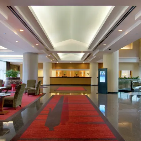 Hilton Atlanta Airport Отели в г. Хейпвиль