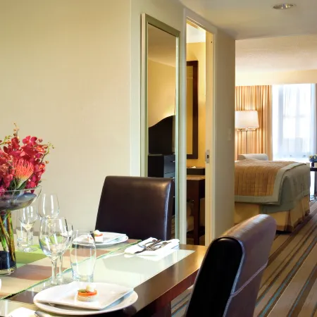 DoubleTree by Hilton Chicago - North Shore Conference Center