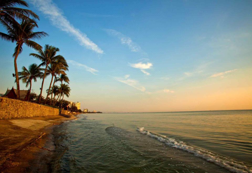 3. 이비스 후아힌..