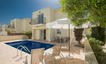 Villa Cl42, Lovely 3Bdr Pernera Villa with Pool, 5 Minute Walk to Kalamies Beach