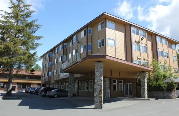 朱諾邊界套房酒店