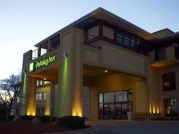 Holiday Inn PEWAUKEE-MILWAUKEE WEST by IHG Hotels in Pewaukee