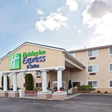 Holiday Inn Express & Suites BURLINGTON by IHG