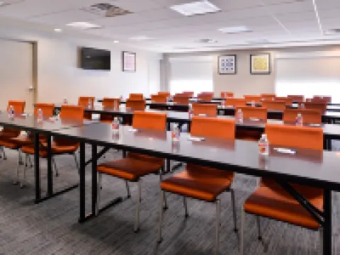 Holiday Inn Express & Suites SELMA by IHG Hotels in Selma