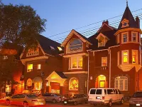 Madison Manor Boutique Hotel Hotel in zona Native Canadian Centre of Toronto