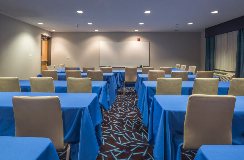Holiday Inn Express & Suites Livermore by IHG photo 5