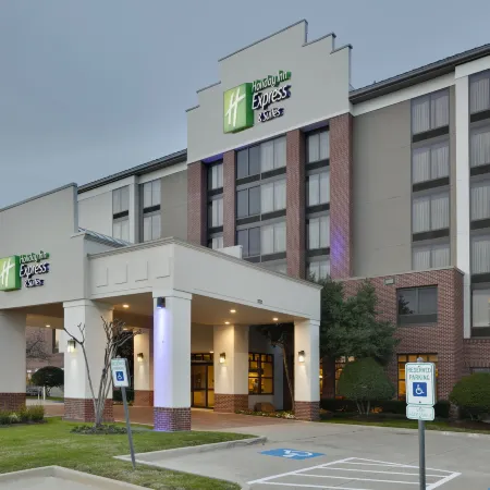 Holiday Inn Express & Suites IRVING CONV CTR - LAS COLINAS by IHG
