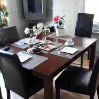 B&B Le Transit Dining/Meeting Rooms