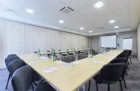 Kyriad Angers Ouest - BEAUCOUZÉ Hotels in Saint-Georges-sur-Loire