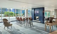 Hyatt Place London Heathrow Airport - breakfast