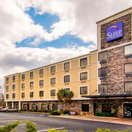 Sleep Inn & Suites