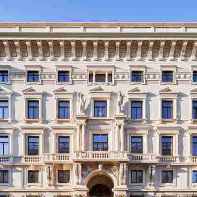 Doubletree by Hilton Trieste Hotel Exterior