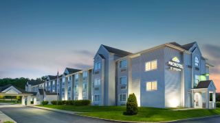 microtel-inn-and-suites-by-wyndham-pittsburgh-airport