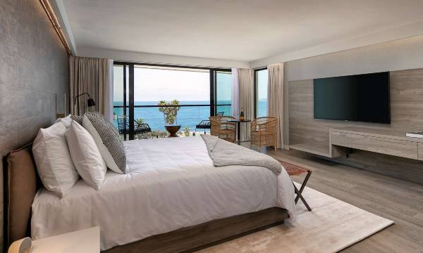La Jolla Cove Suites