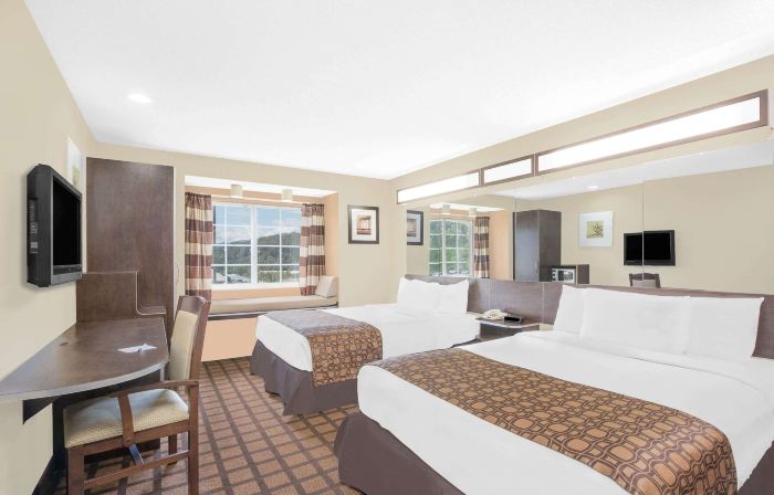 Microtel Inn & Suites by Wyndham Franklin