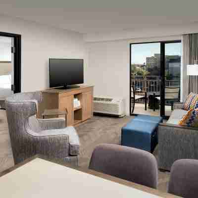 Hampton Inn & Suites Anaheim Garden Grove Rooms