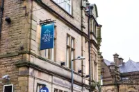 Toll House Inn Hotels in Lancaster