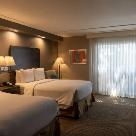 GreenTree Inn & Suites Los Angeles - Alhambra - Pasadena