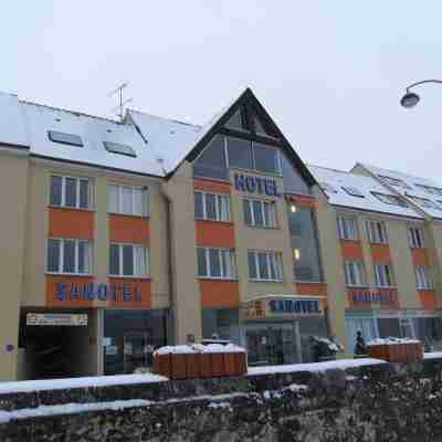Brit Hotel Confort Gien Hotel Exterior