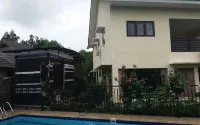 Villa Kota Bunga Matahari