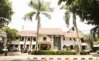 Hotel Grand Situ Buleud - ที่มีที่จอดรถ