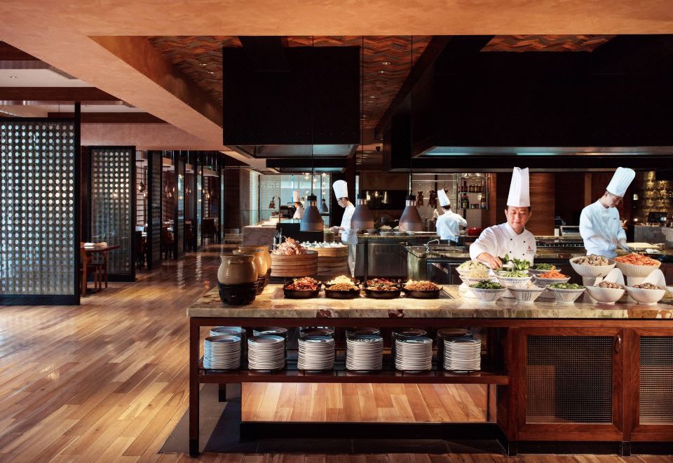 2. JW 메리어트 ..