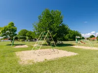 Paola Hotels in Balatonföldvári