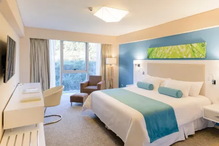 Epic Hotel Villa de Merlo Отели в г. Хунин