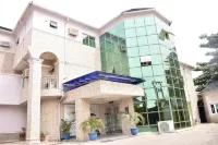 Dublina Suites Hotel in zona Lagos State University