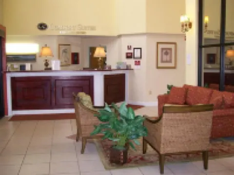 Comfort Suites Southport - Oak Island Hotels in Brunswick County