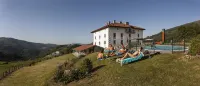 Cabañas Deluxe Basajaun Basoa by IrriSarri Land - piscina