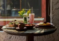 Camino Mexicano Hotel & Resort - breakfast