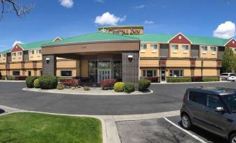 Crystal Inn Hotel & Suites - West Valley City