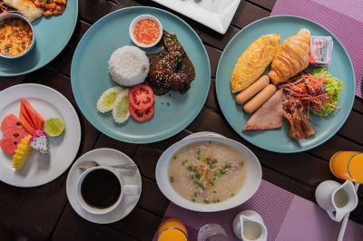 料理 ザ リーフ オーシャンサイド リゾートの写真