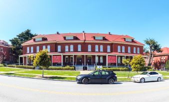 Inn at Golden Gate