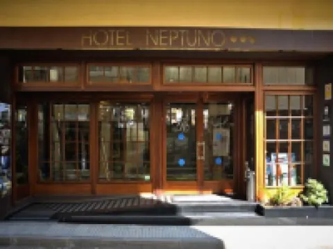 Neptuno Apartments