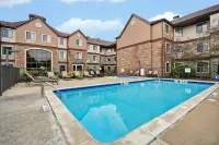 Staybridge Suites Grand Rapids - Airport Hotels in Grand Rapids