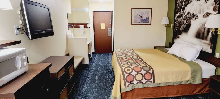 Super 8 by Wyndham Rawlins Hotels in Rawlins