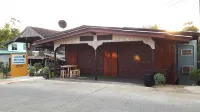 Mon Indy Guesthouse